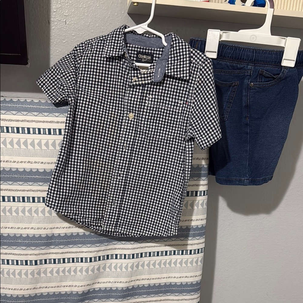 OshKosh B'gosh Black and White Matching Set Button Down Shirt great condition